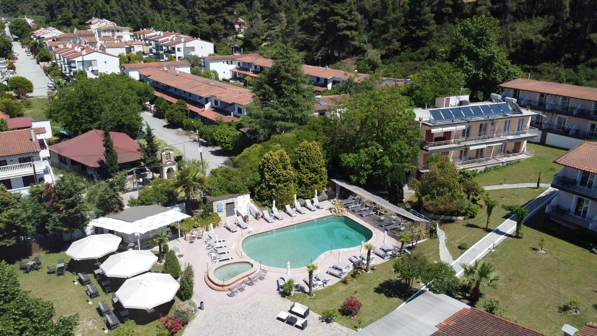 properties-JENNYHOTEL-0.jpg