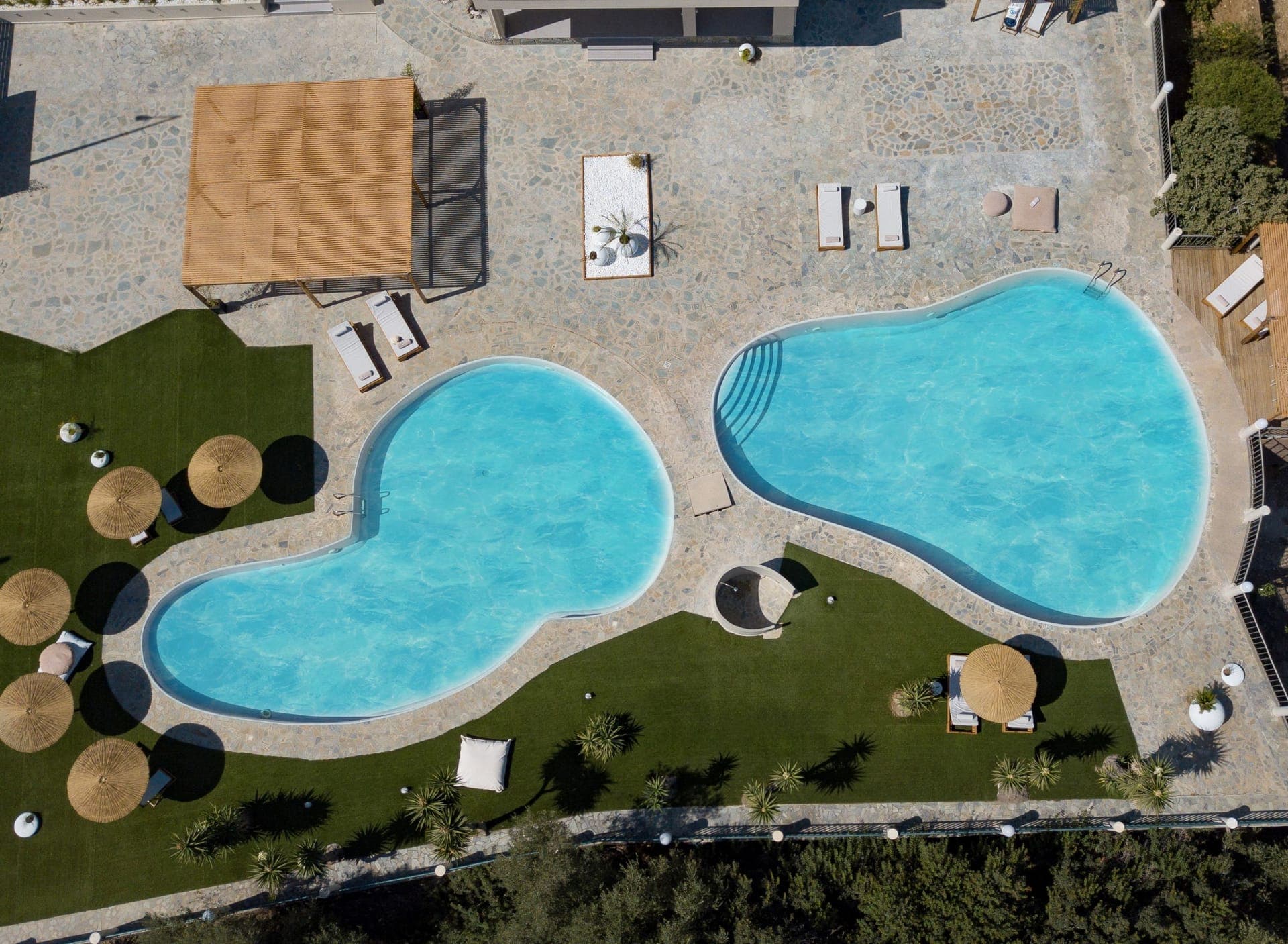 properties-KALOSLUX-1.jpg