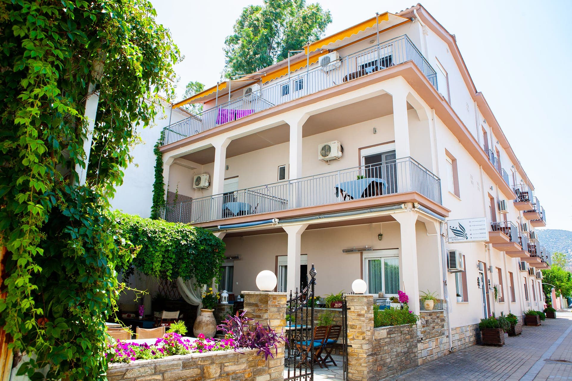 properties-KARAGIANNI-0.jpg