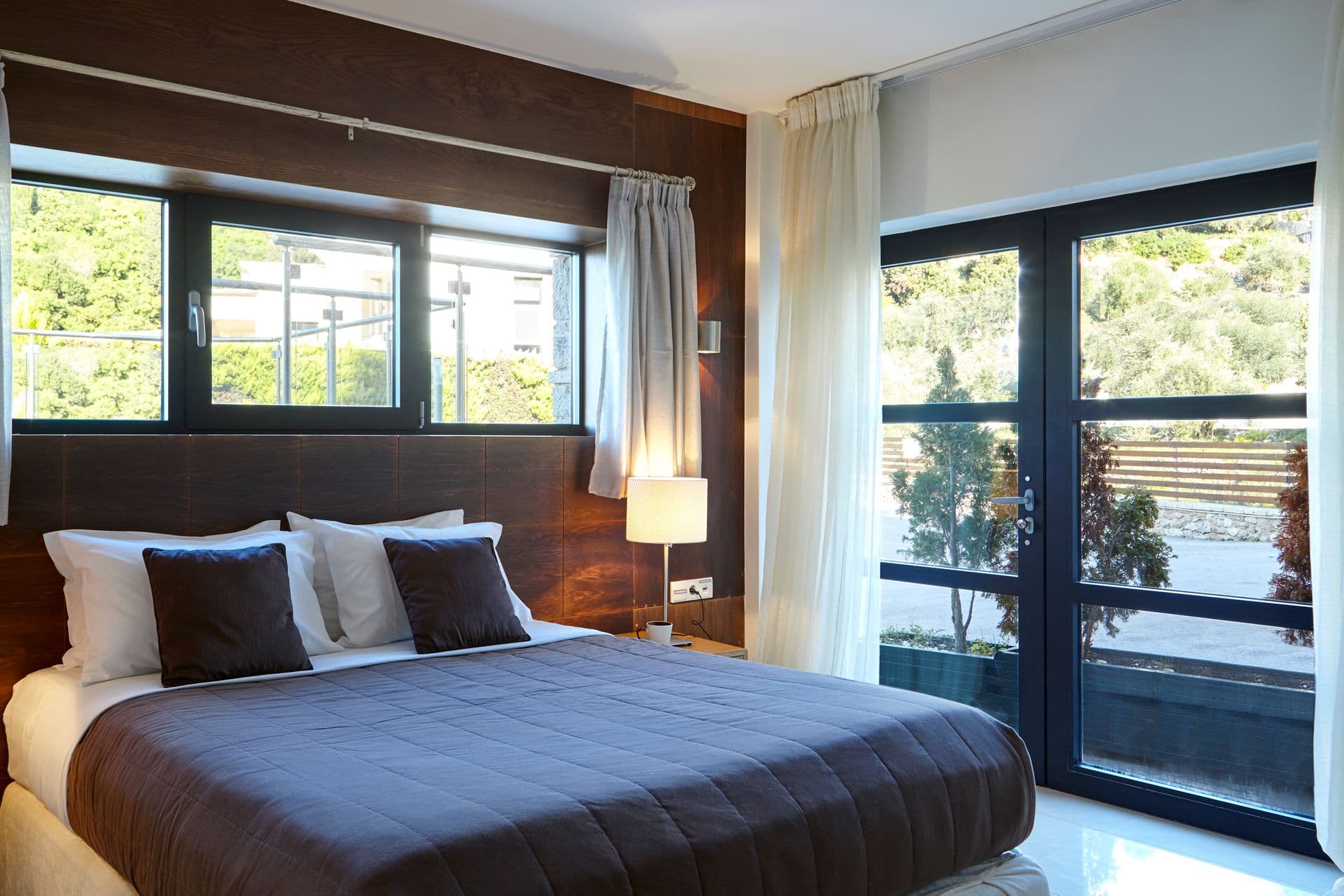 properties-KARVOUNOVI-4.jpg