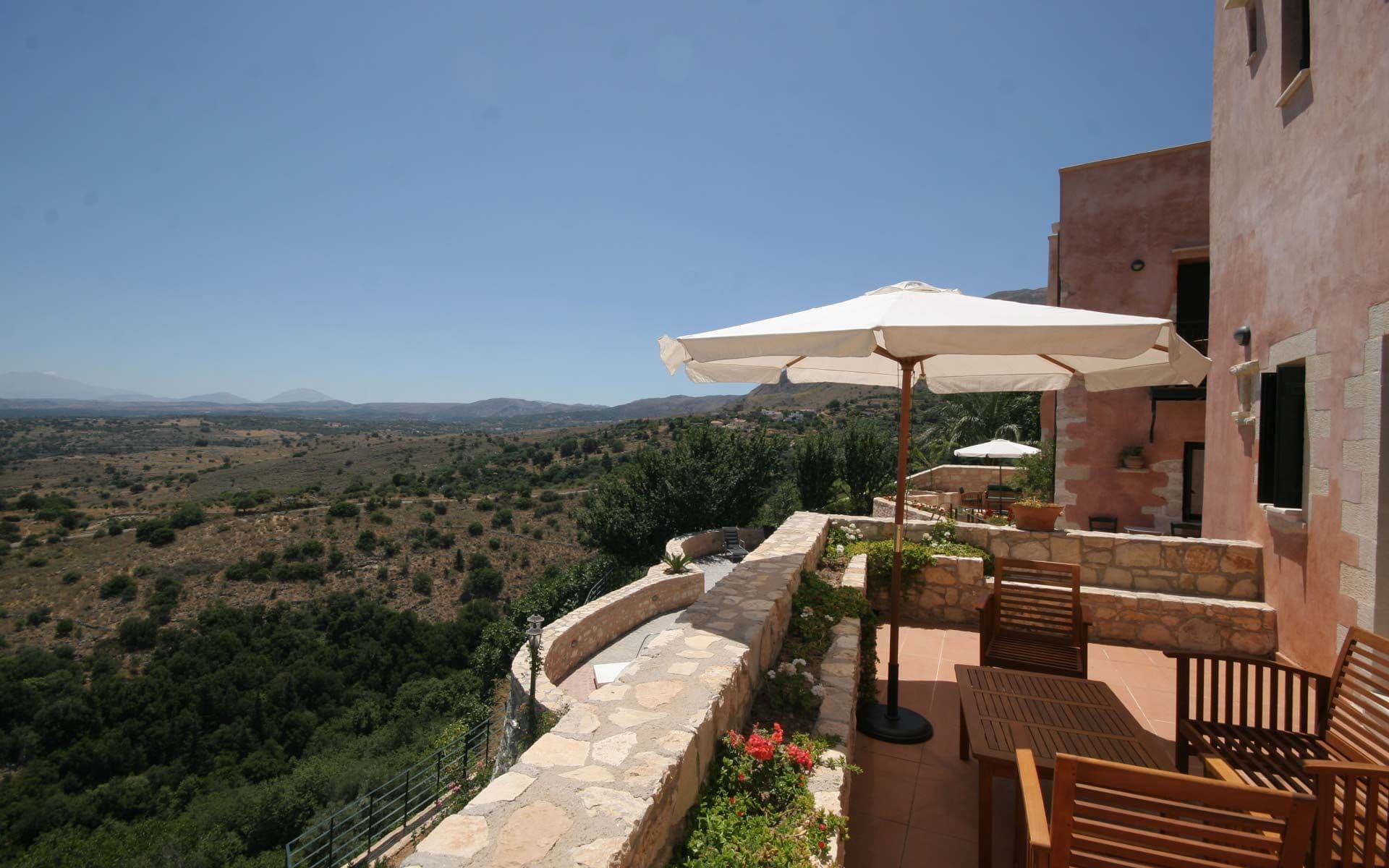 properties-KASTELLOS-2.jpg