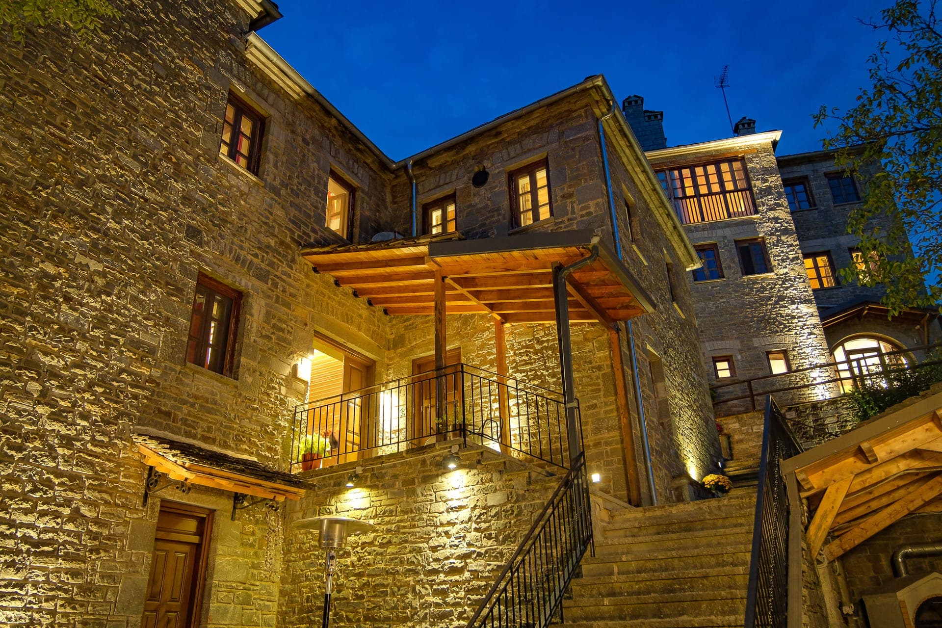 properties-KIPIMOUNT-1.jpg