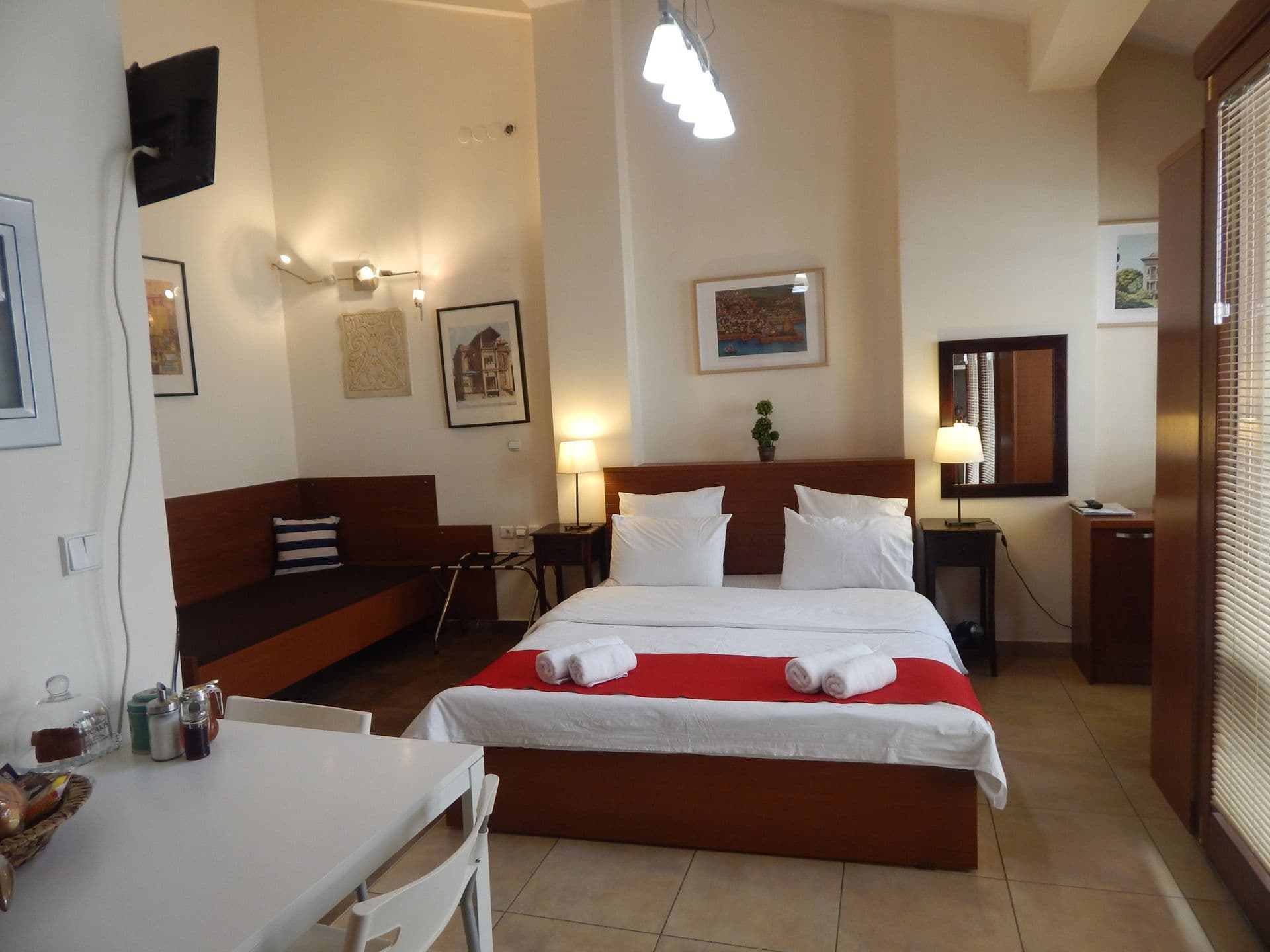 properties-KIPRISTHES-0.jpg