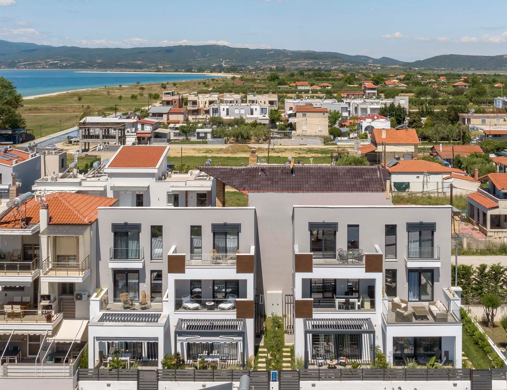properties-KLEONIRIDA-2.jpg