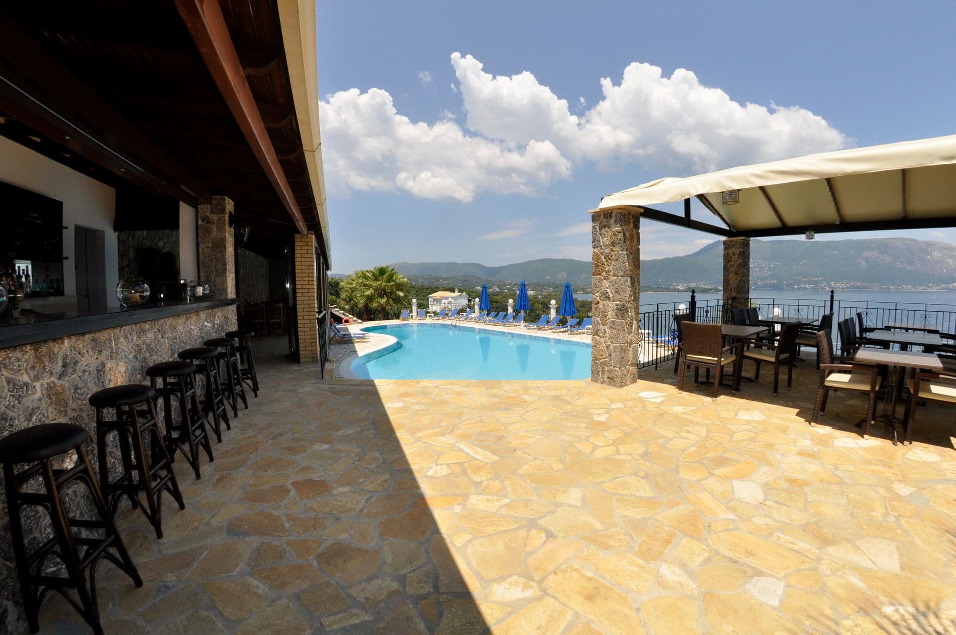 properties-KOMMENO-3.jpg