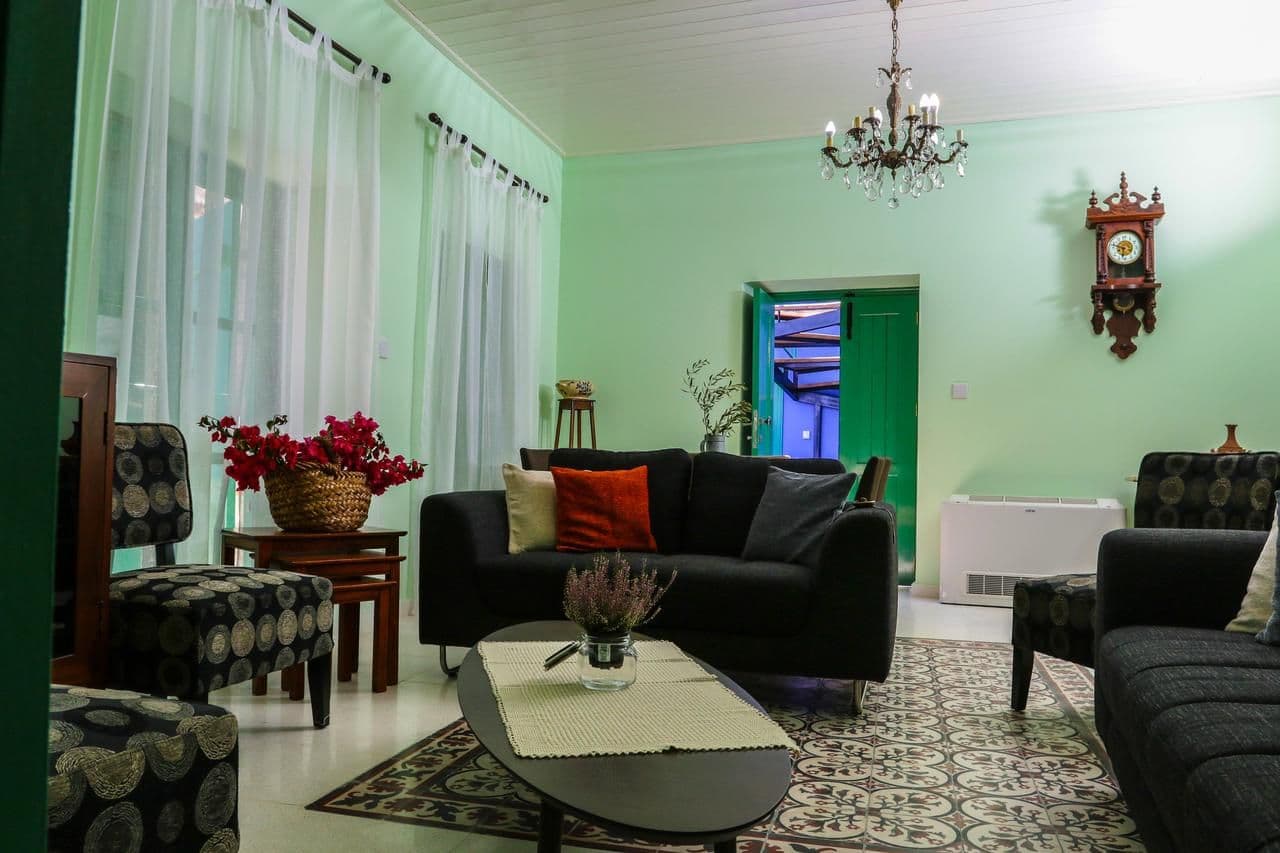 properties-KONATZI-3.jpg