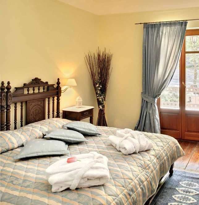 properties-KONITSAMOU-2.jpg
