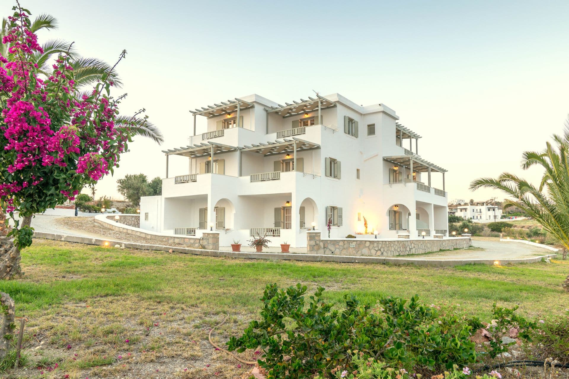 properties-KONSTANT-0.jpg