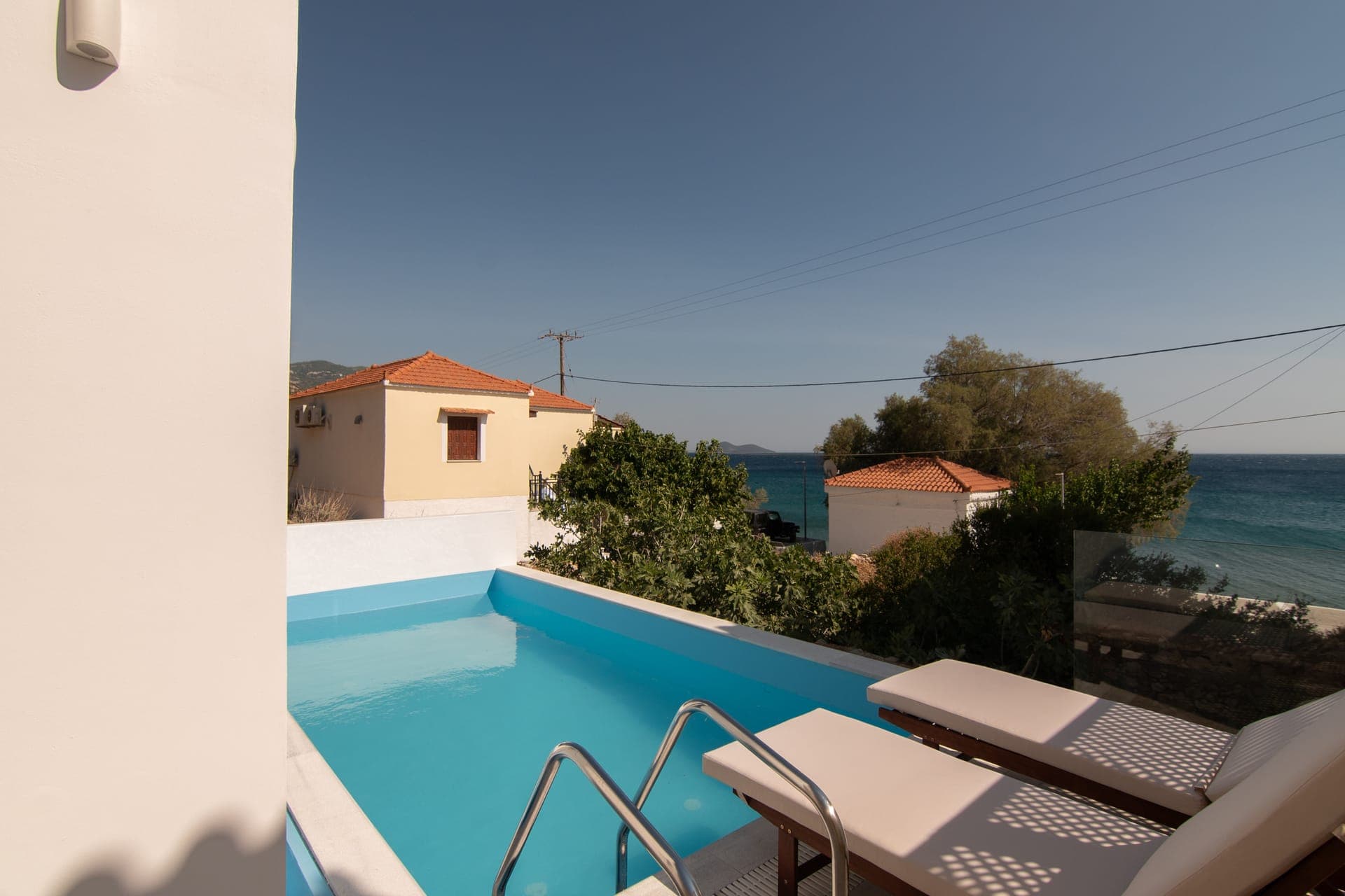 properties-KONTEMARE-4.jpg