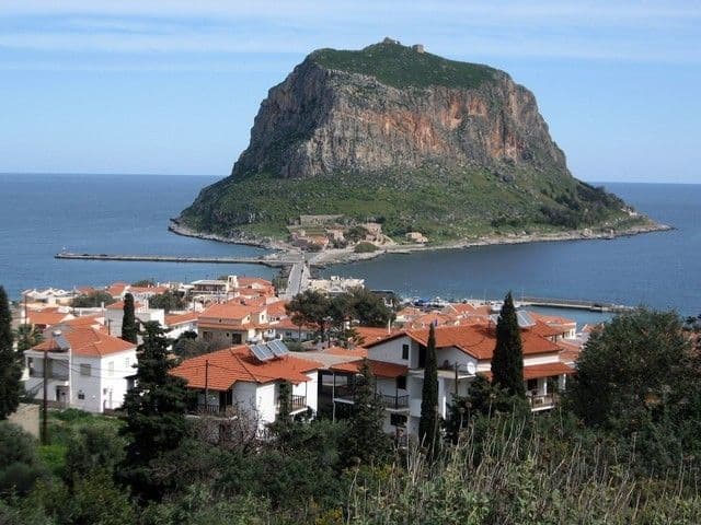 properties-KONTORINIS-1.jpg