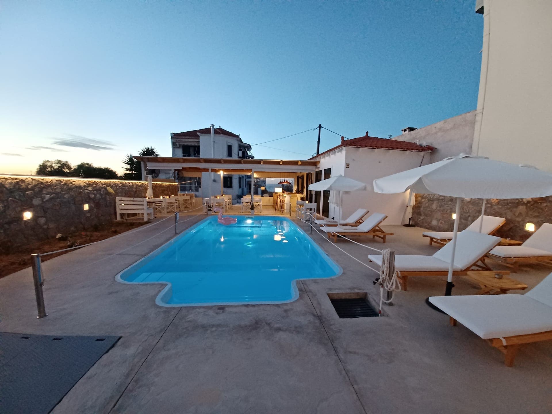 properties-KOUKOUAPRT-1.jpg