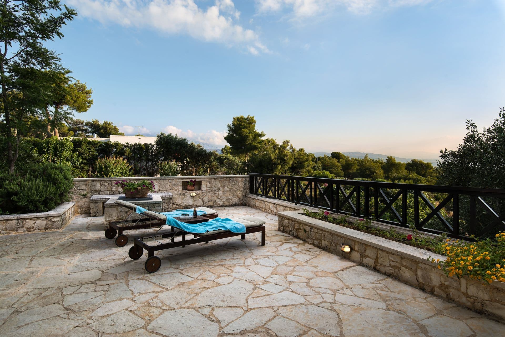 properties-KOUKOUNARV-4.jpg
