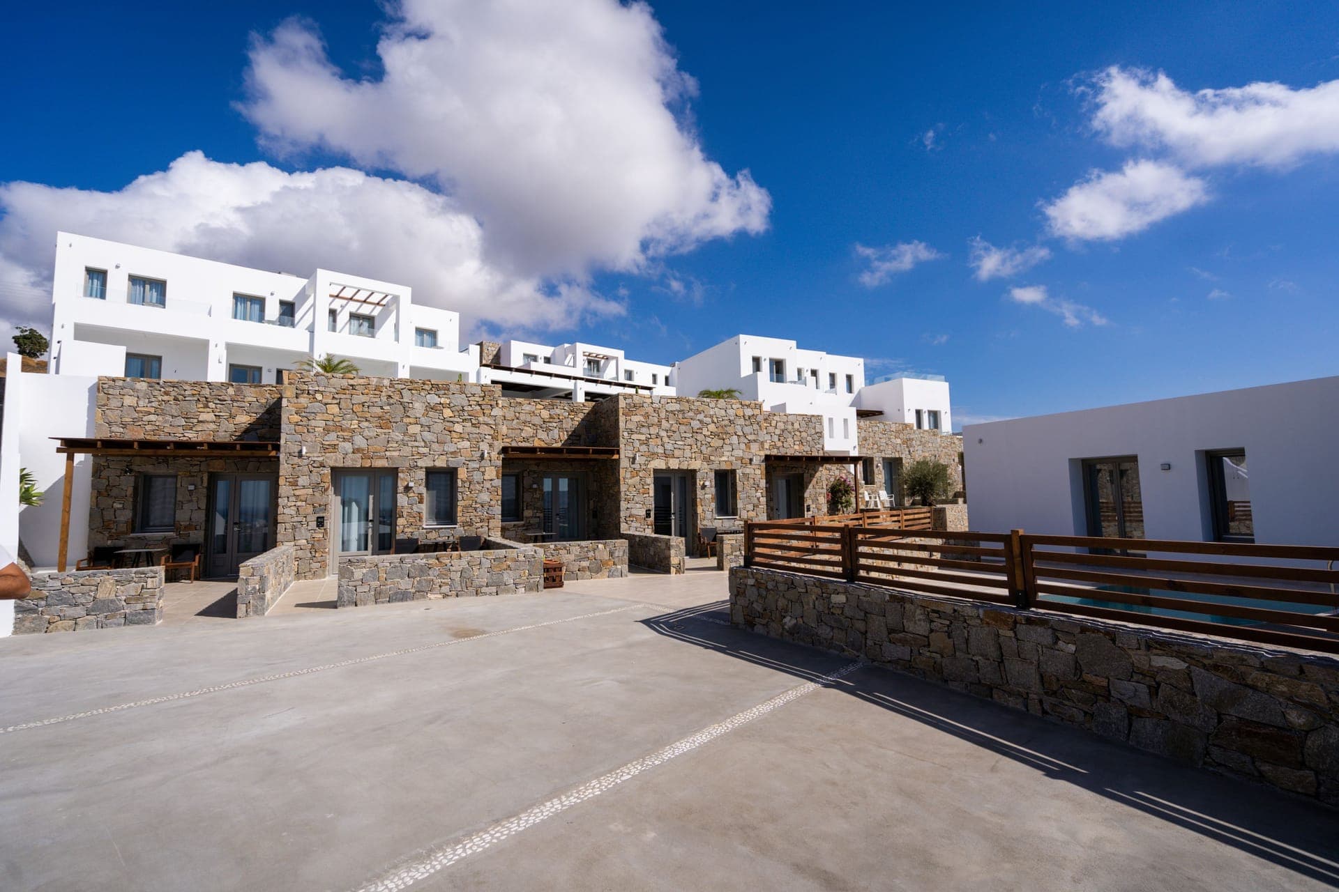 properties-KOUROSRE-3.jpg