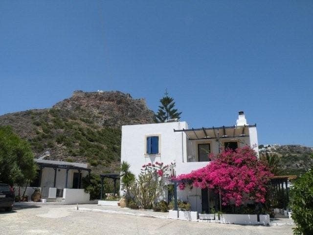 properties-KOUVARAS-0.jpg