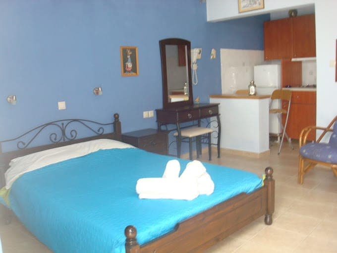 properties-KOUVARAS-1.jpg