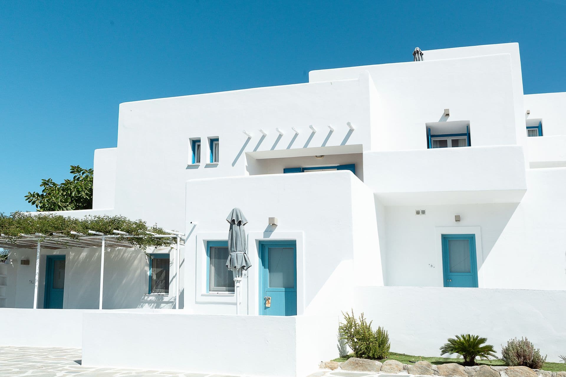properties-KRITIKAKIS-4.jpg