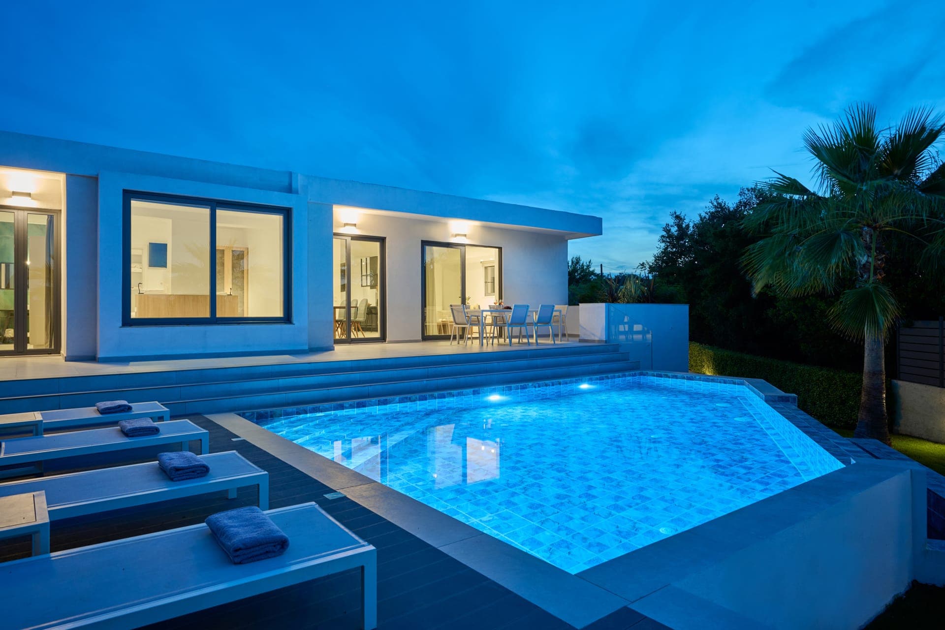properties-KYAMONVILL-1.jpg