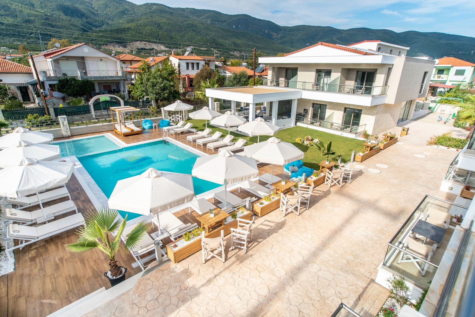 properties-LAGARIA-0.jpg