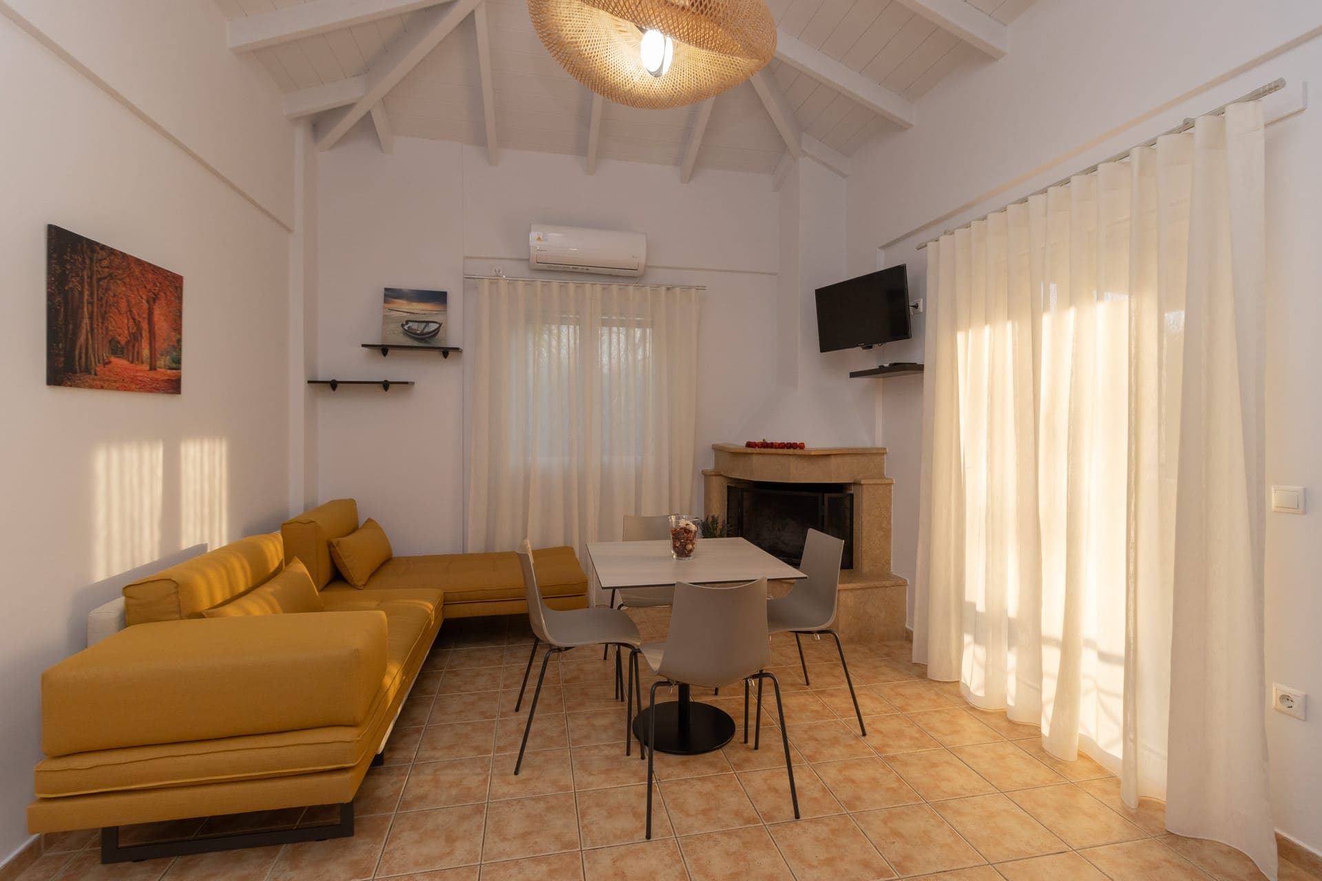 properties-LAGOUAPART-1.jpg