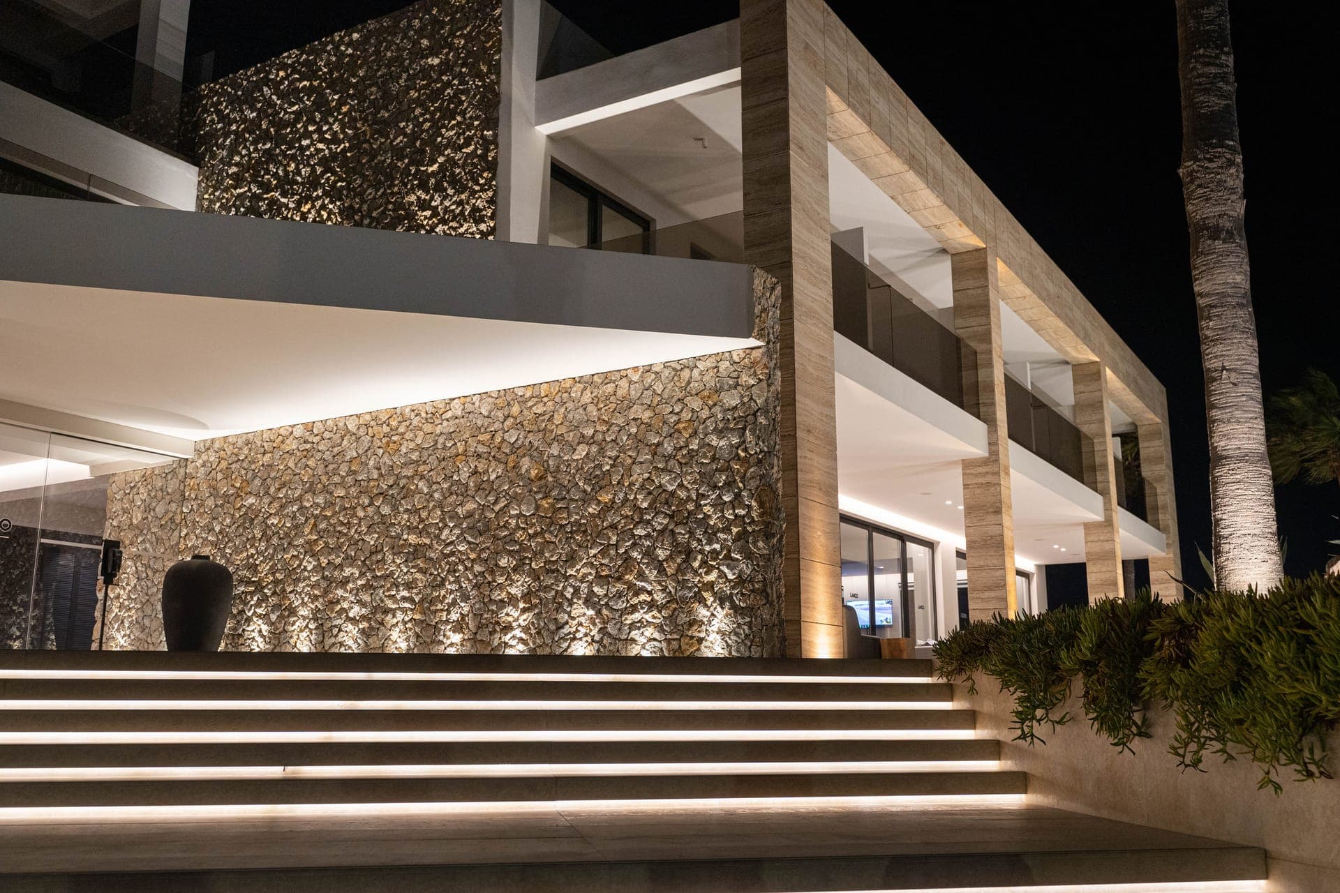 properties-LANGO-1.jpg