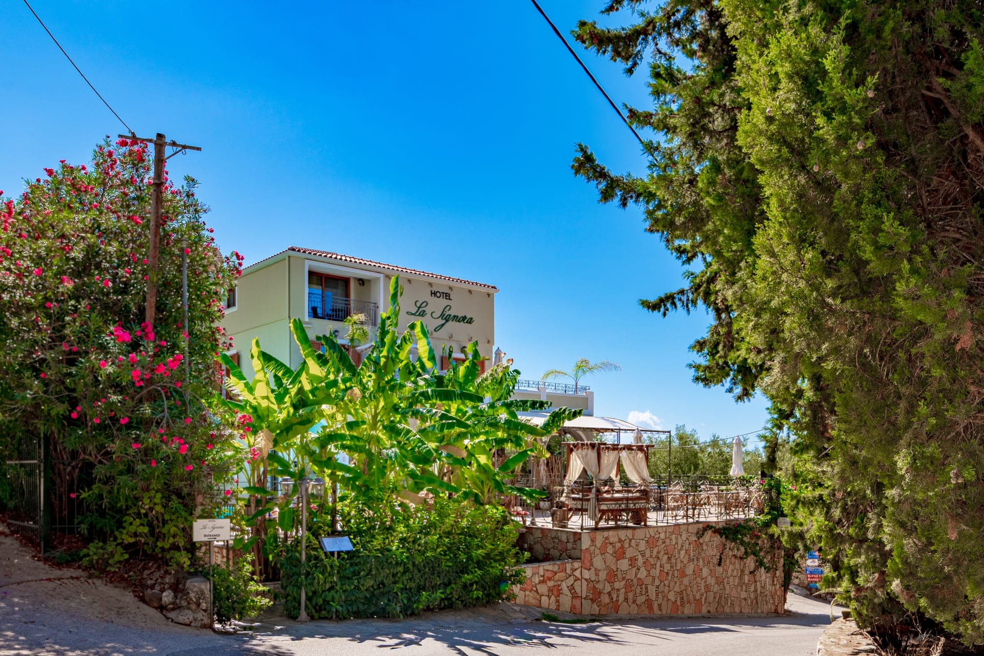 properties-LARAKEF-2.jpg
