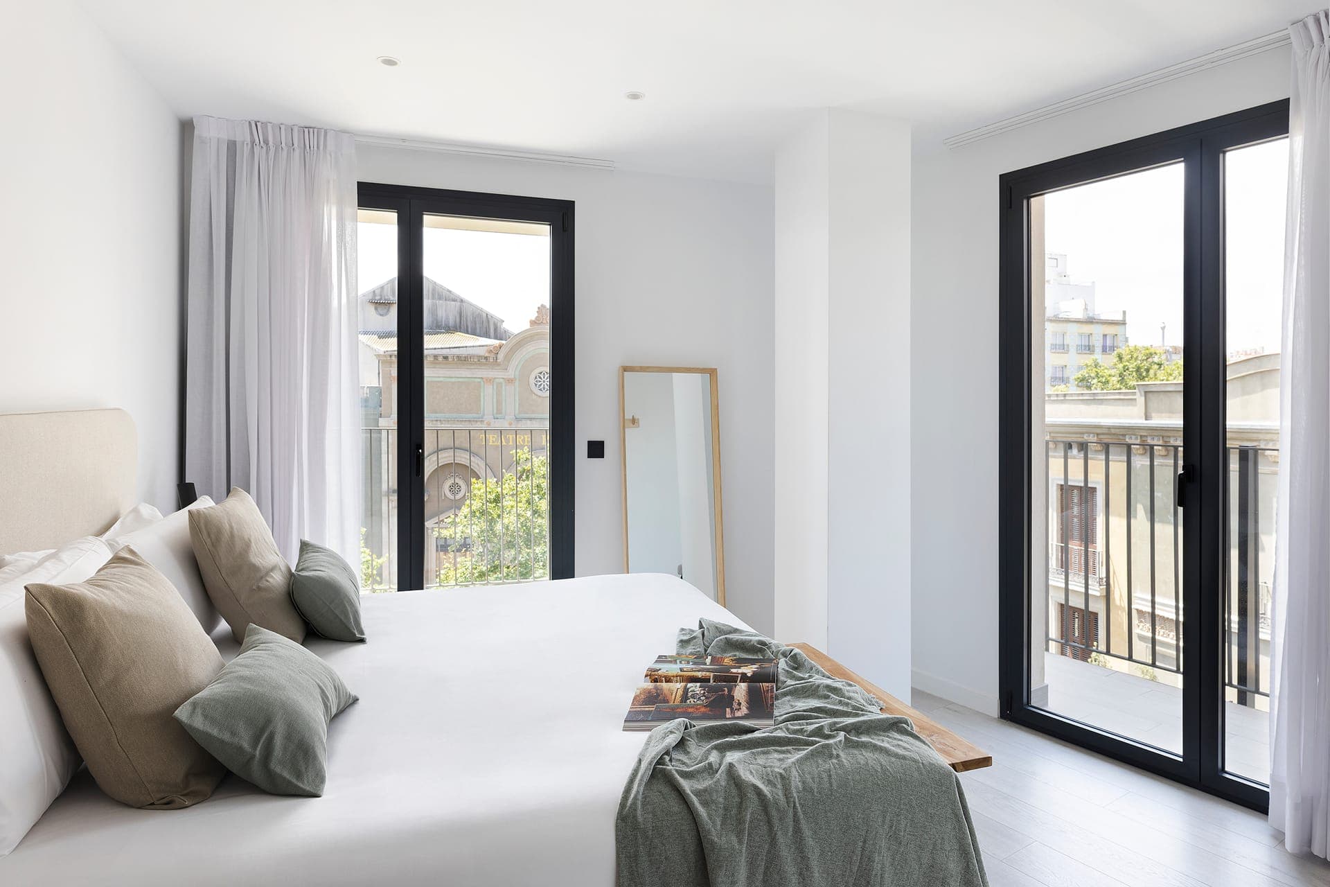 properties-LARAMBLA-0.jpg