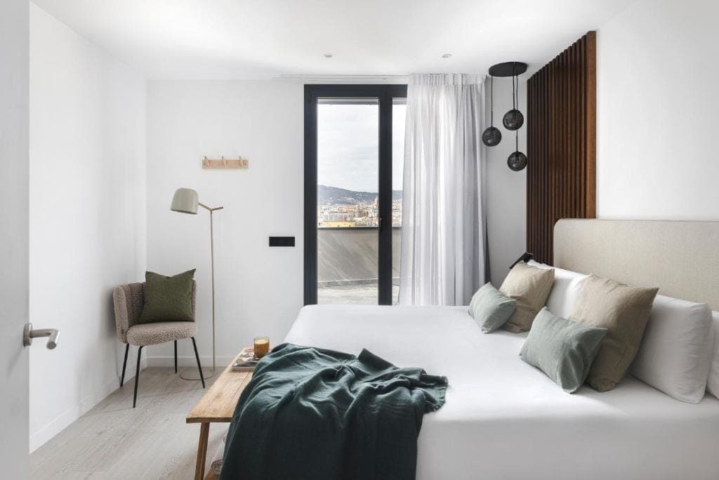 properties-LARAMBLA-1.jpg