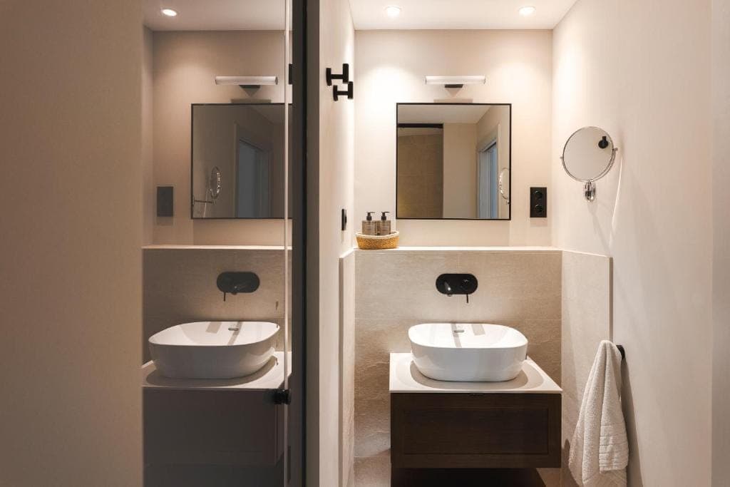 properties-LARAMBLA-2.jpg