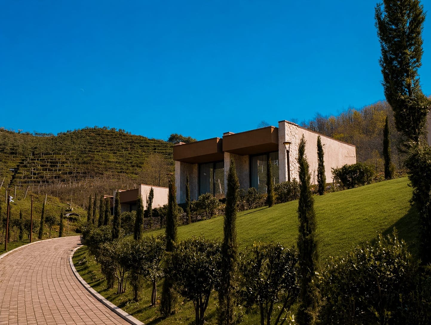 properties-LARESERVE-0.jpg