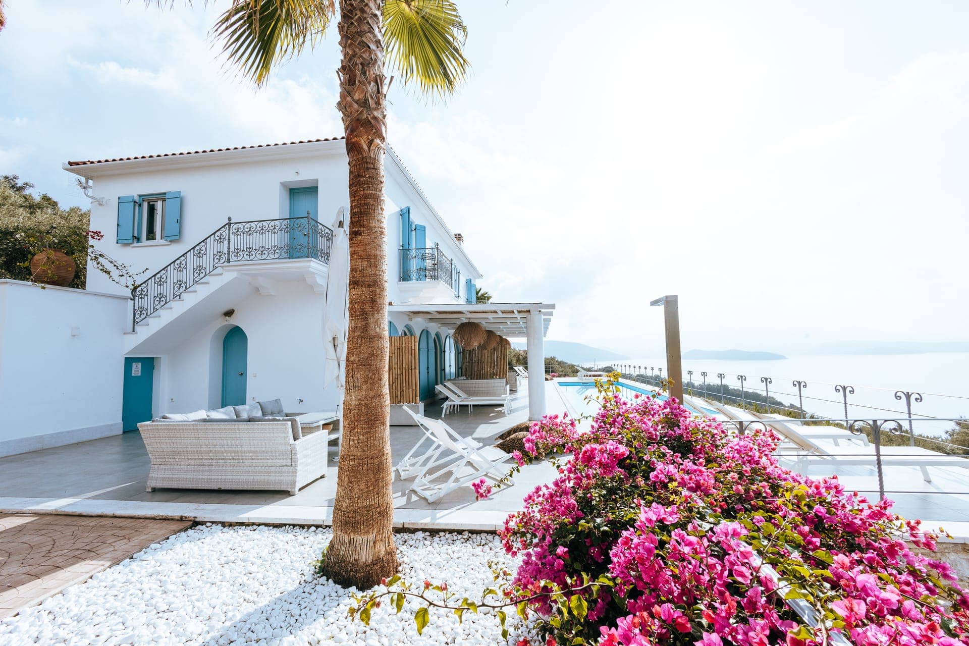 properties-LAVILLALUX-0.jpg