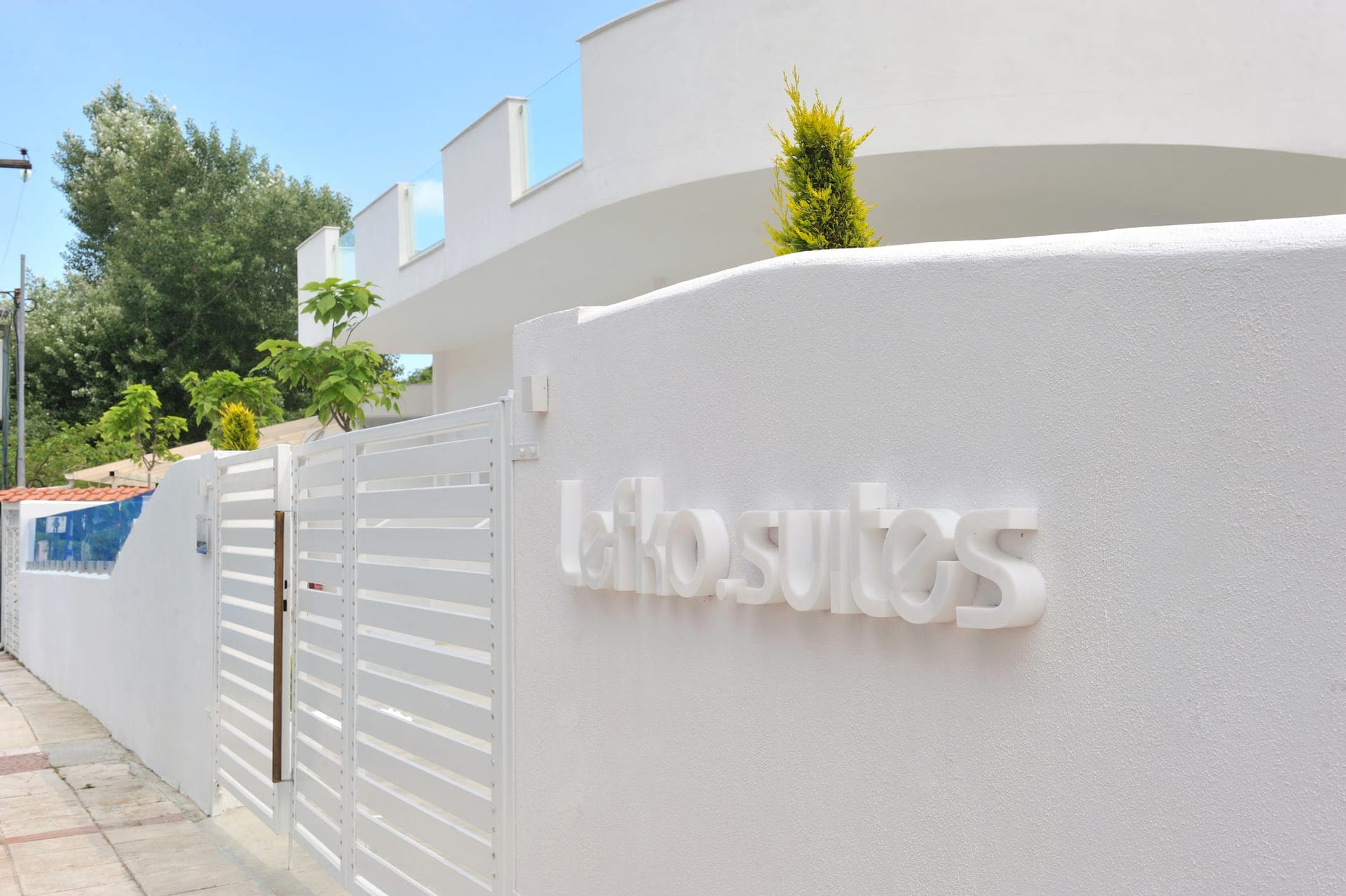 Lefko Suites,Chanioti