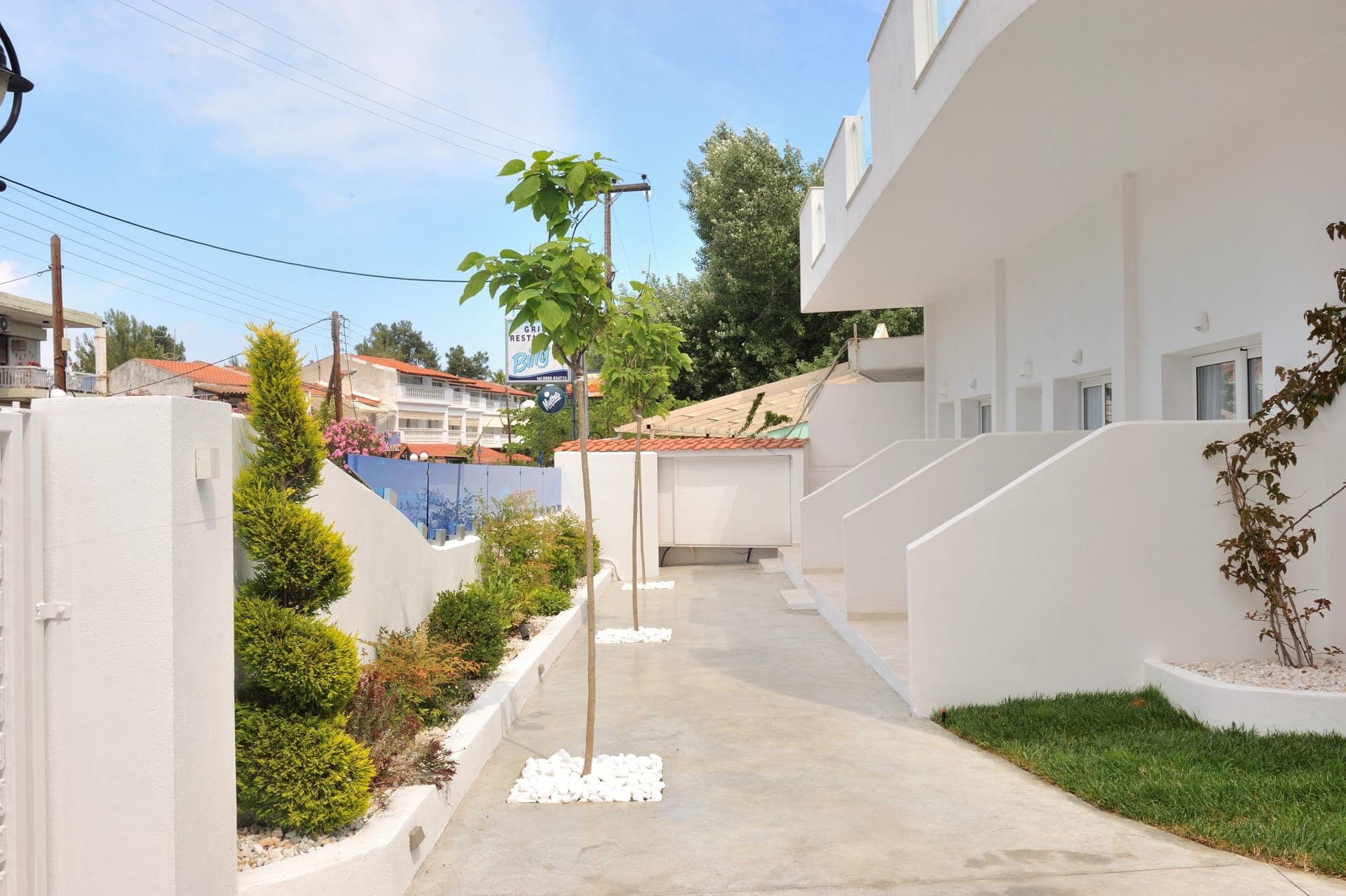 Lefko Suites,Chanioti
