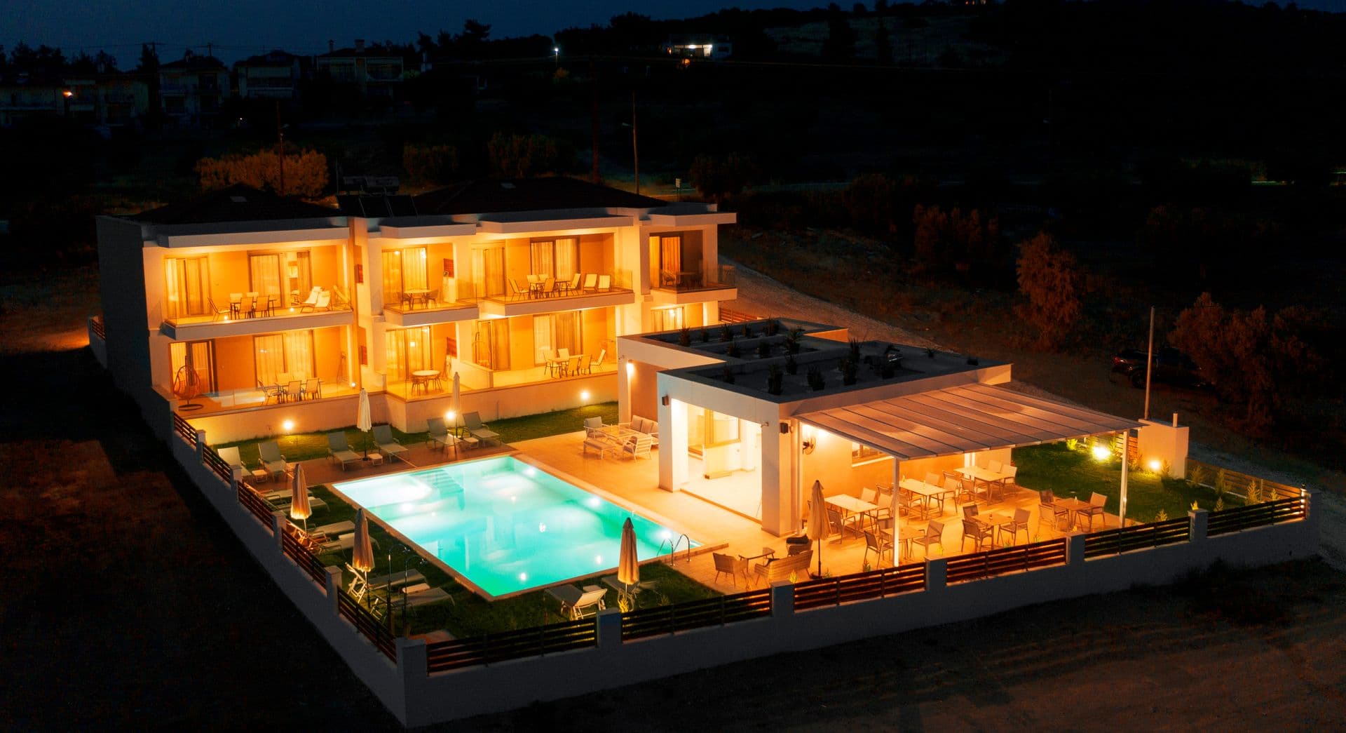 properties-LEGRANDREV-0.jpg