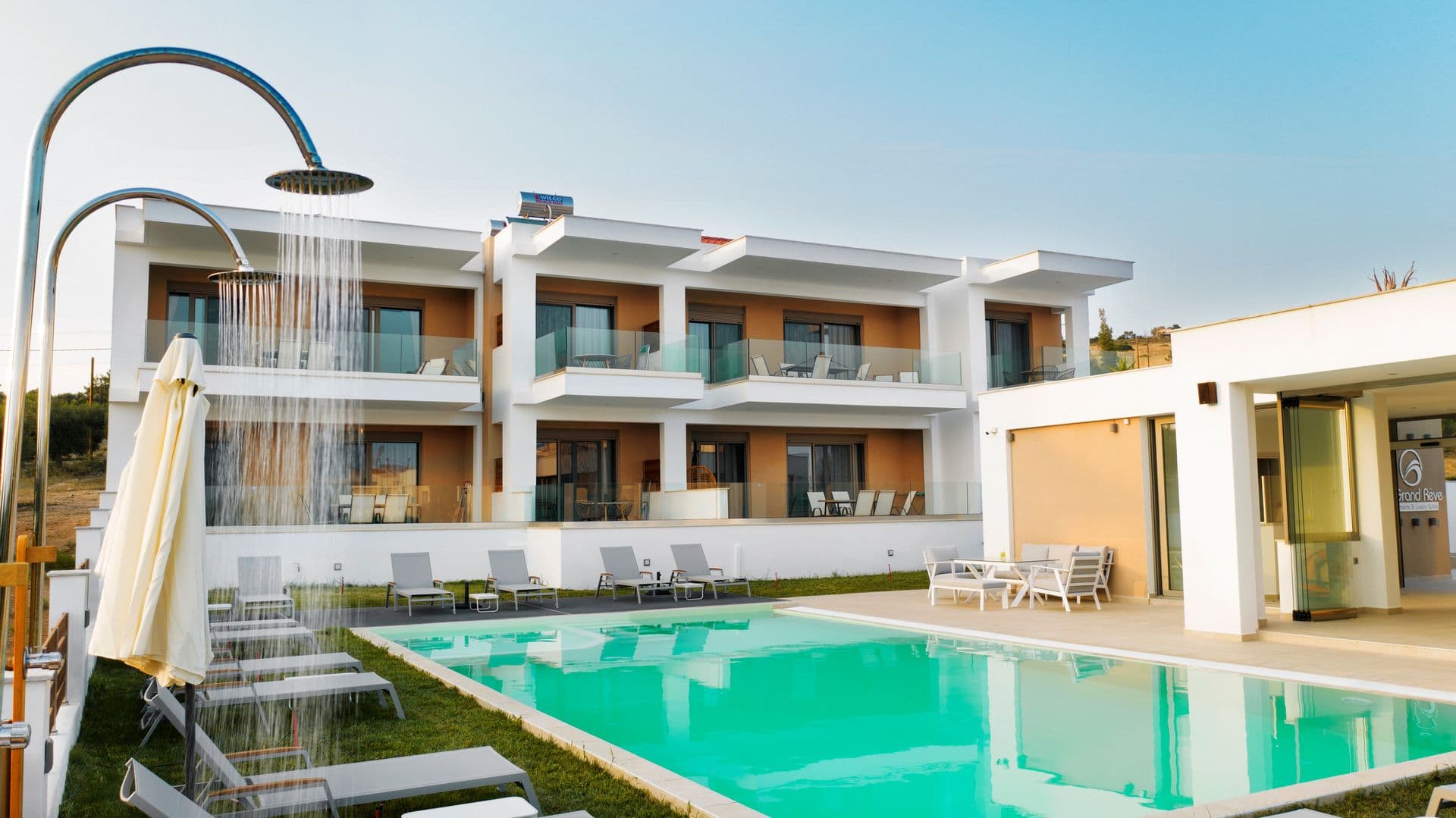 properties-LEGRANDREV-1.jpg