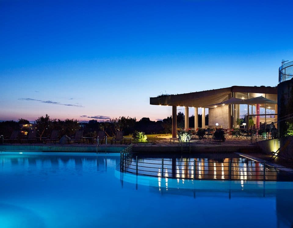 properties-LEIVATHO-0.jpg
