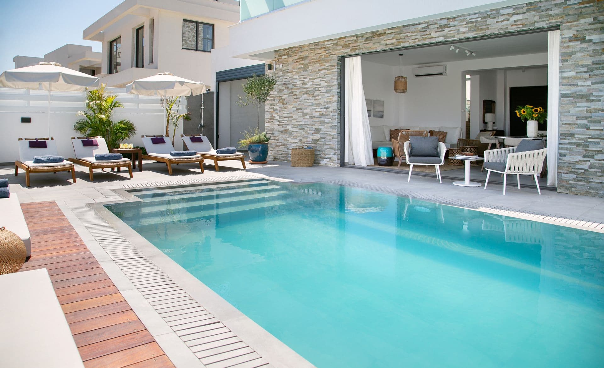 properties-LEMARGOLD-0.jpg