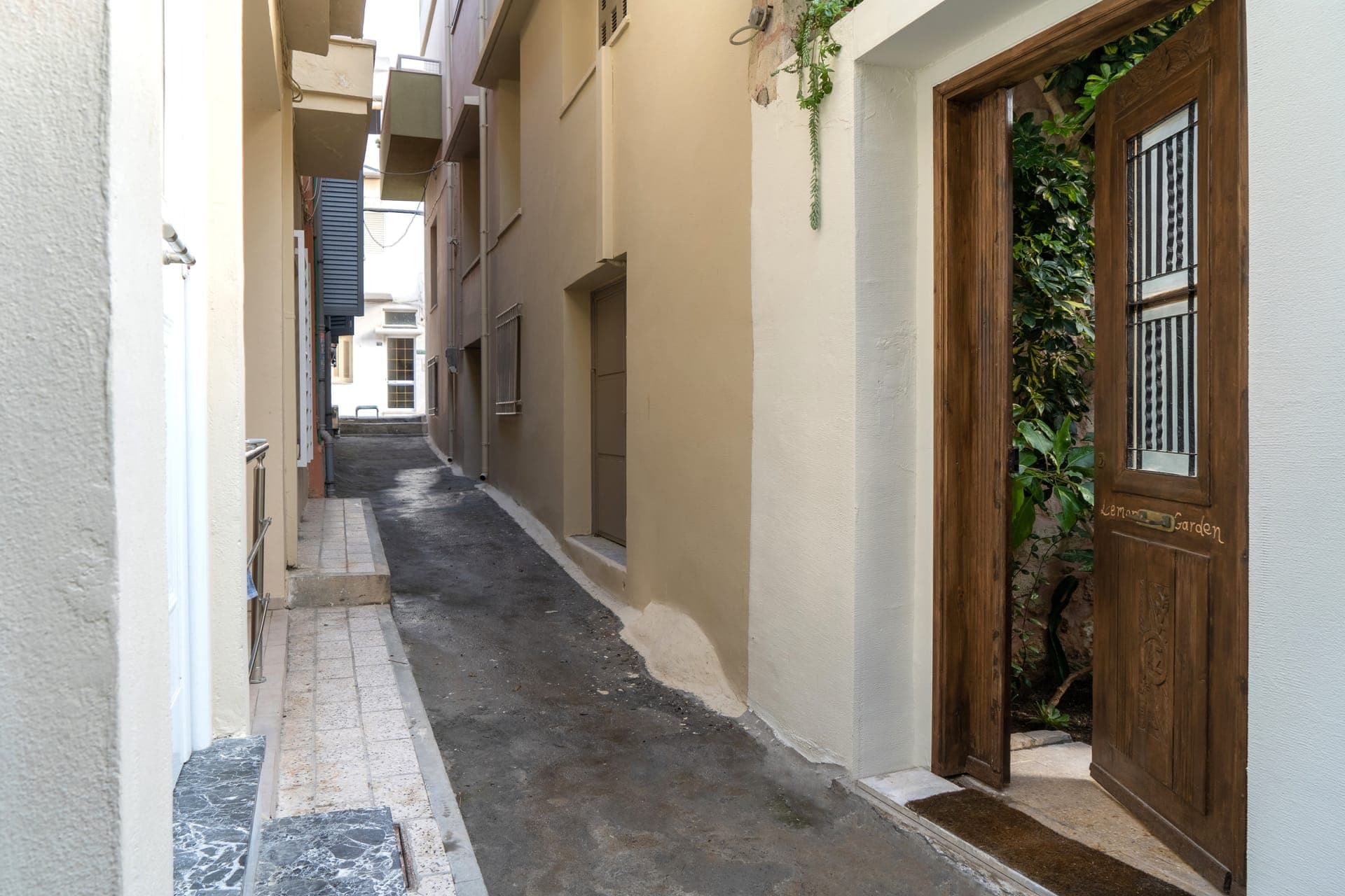 properties-LEMONGARDN-1.jpg
