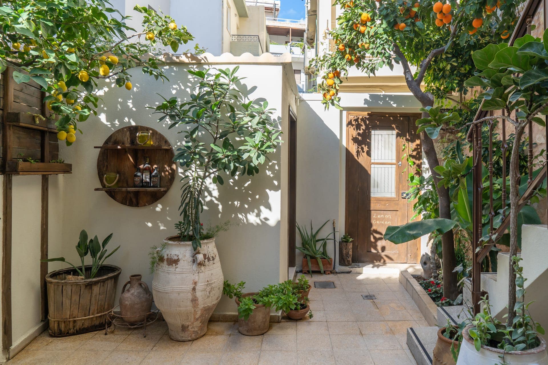 properties-LEMONGARDN-2.jpg