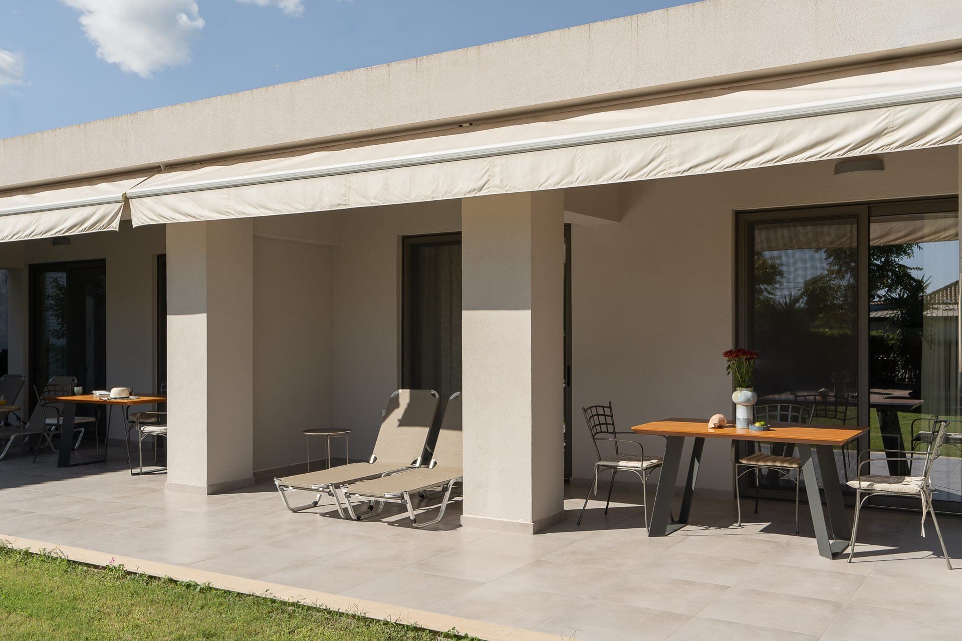 properties-LEMONIA-3.jpg