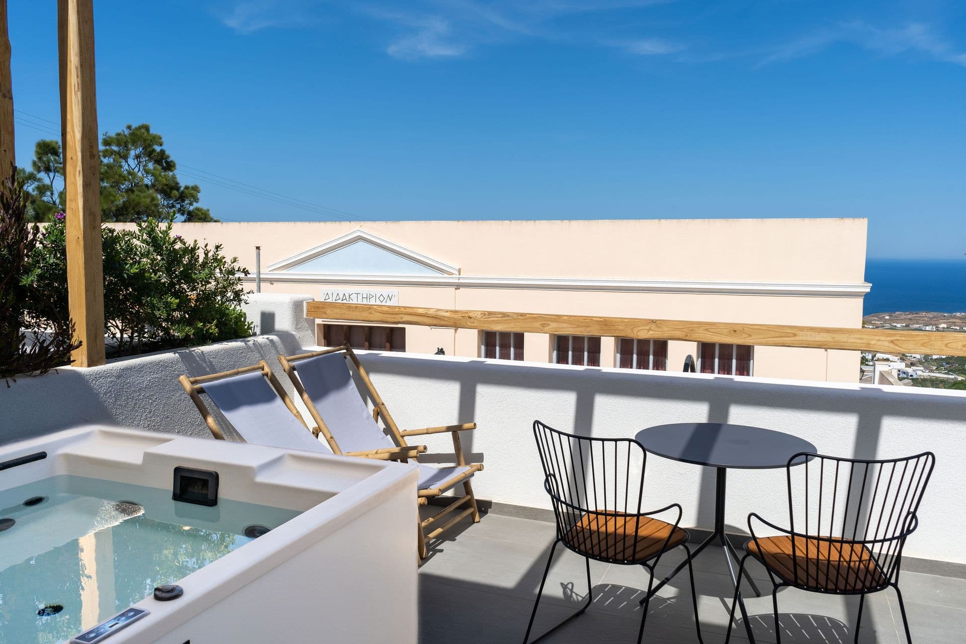 properties-LEMONSUITE-0.jpg