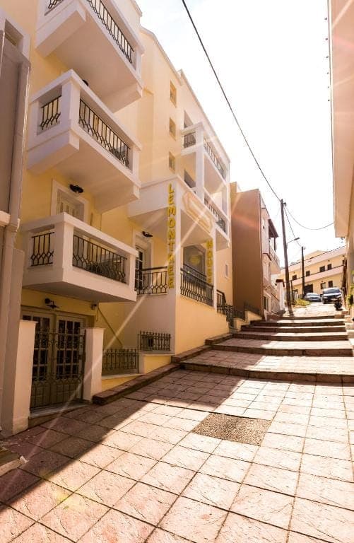 properties-LEMONTREEH-0.jpg