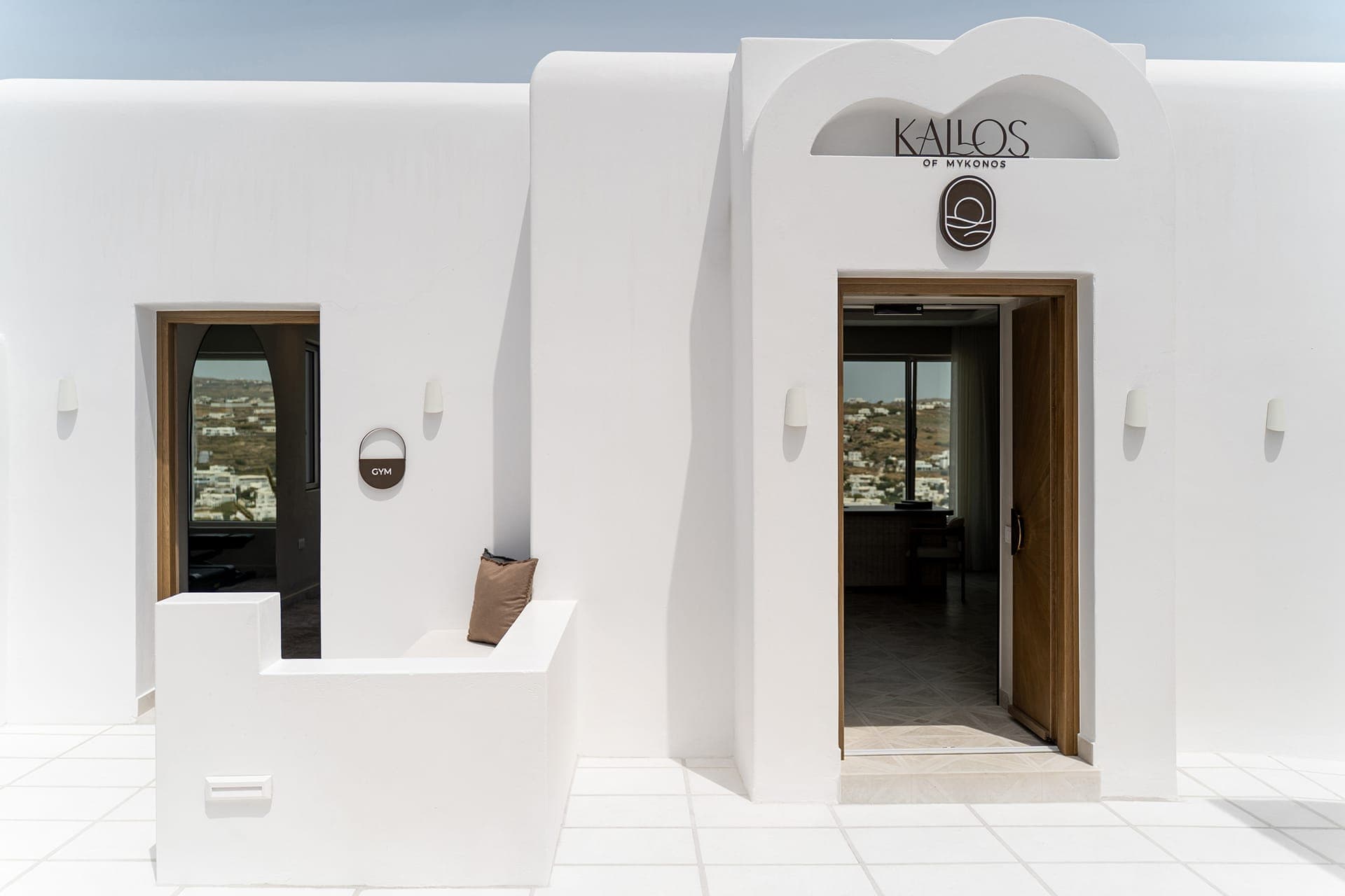 properties-LEONIS-4.jpg