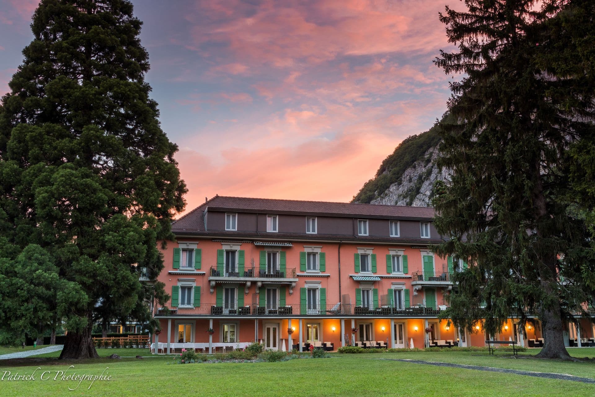 properties-LESBAINS-0.jpg