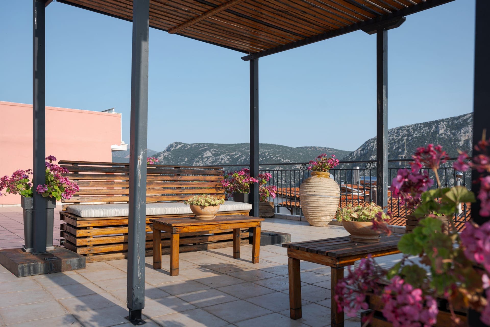 properties-LETOHD-1.jpg