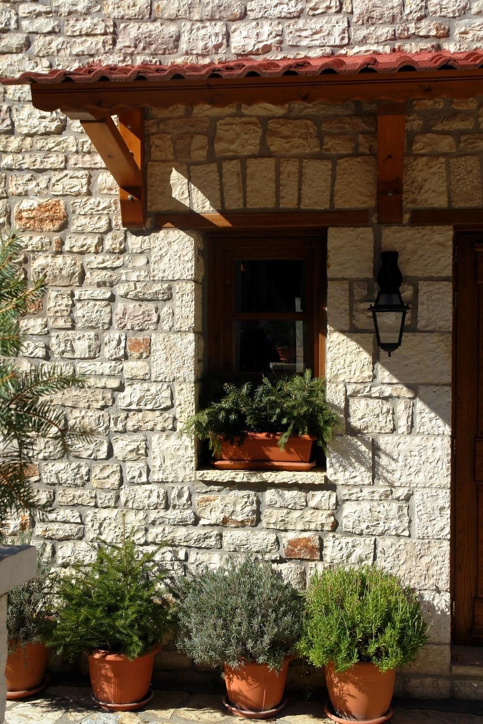 properties-LEVANTAH-2.jpg