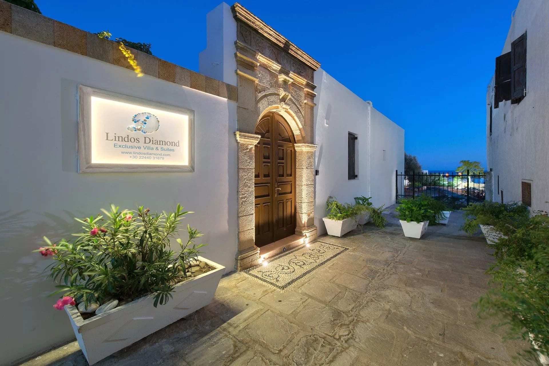 properties-LINDIAMOND-1.jpg
