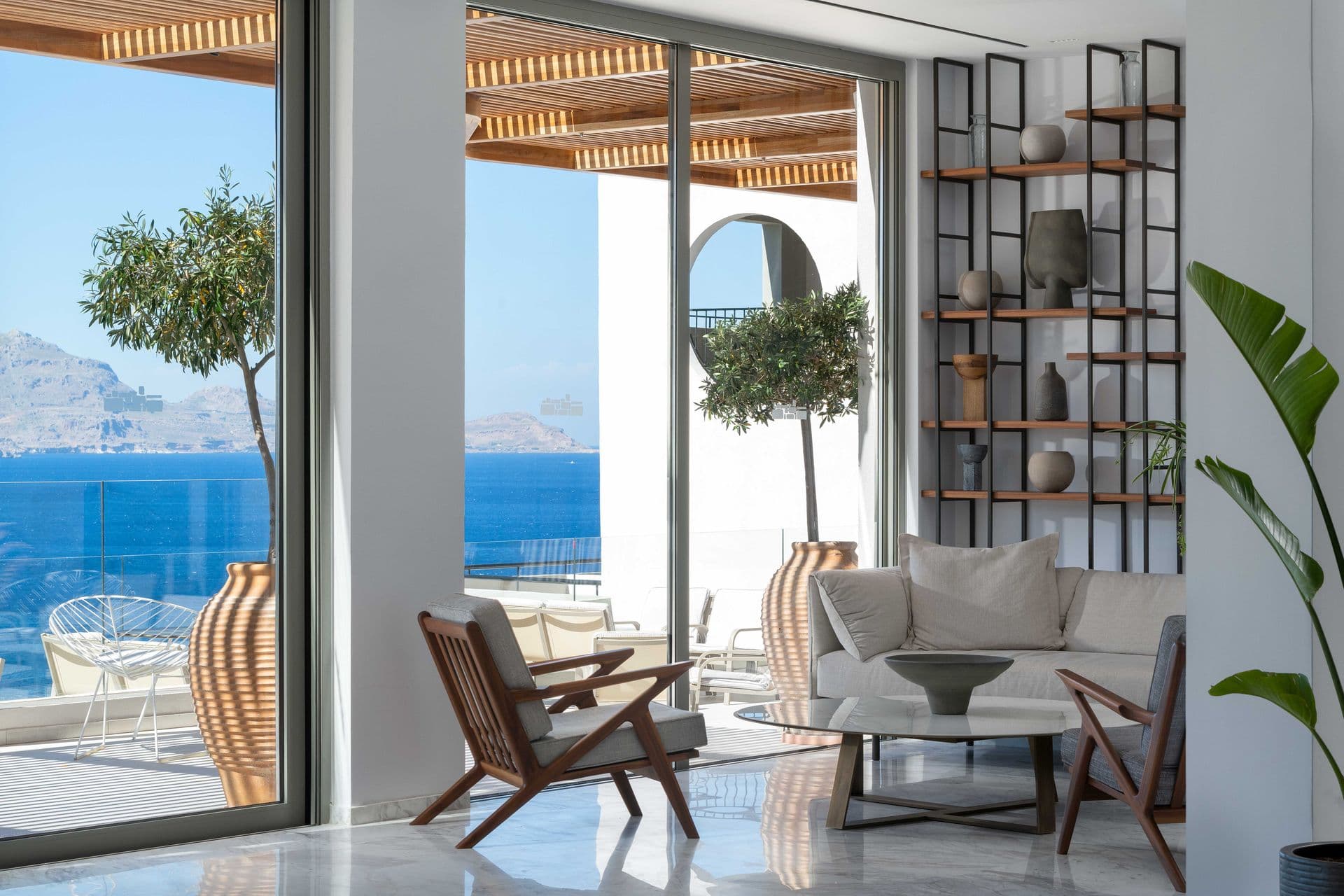 properties-LINDOSMARE-1.jpg