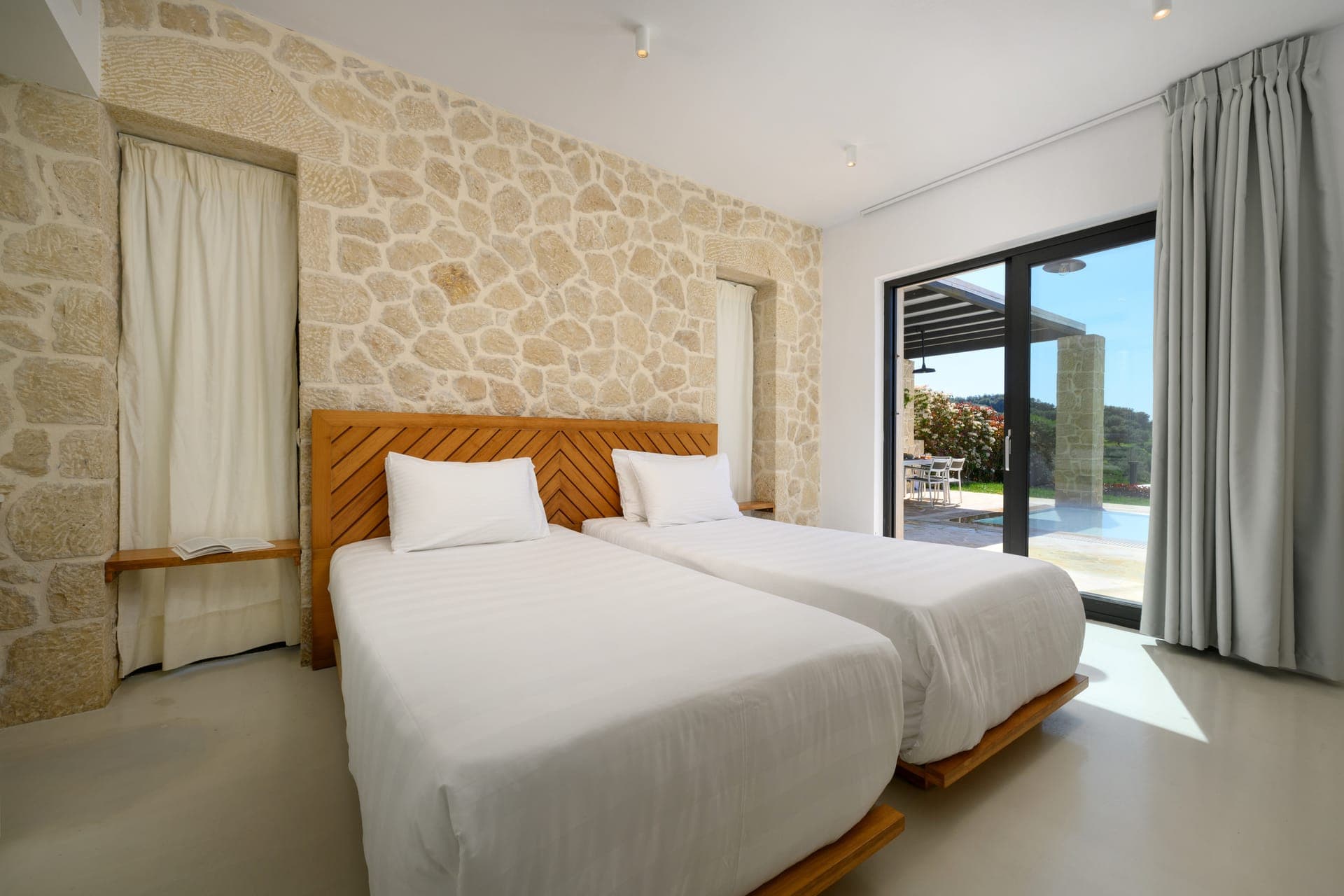 properties-LITHARI-2.jpg