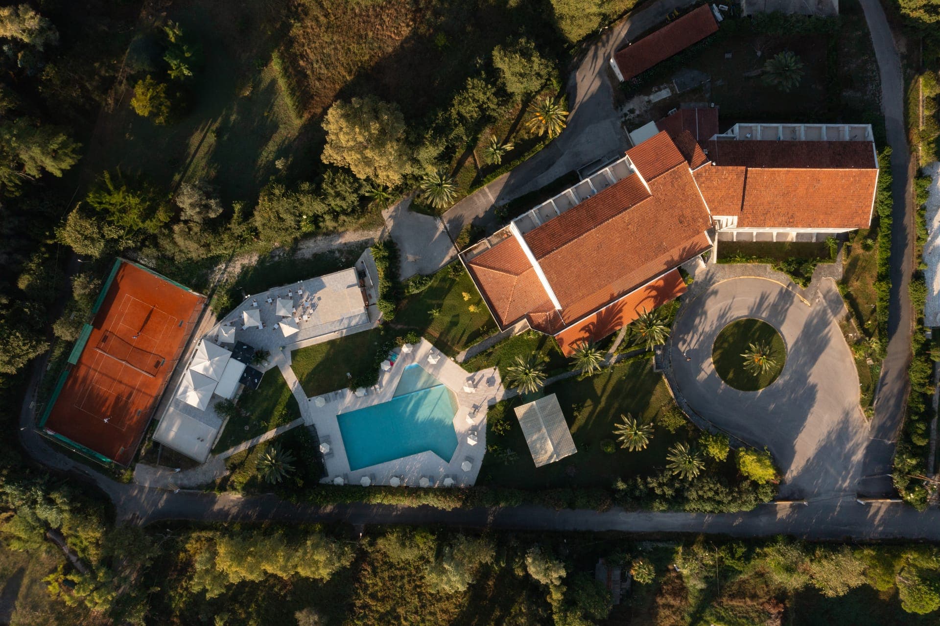 properties-LIVADINAFS-2.jpg