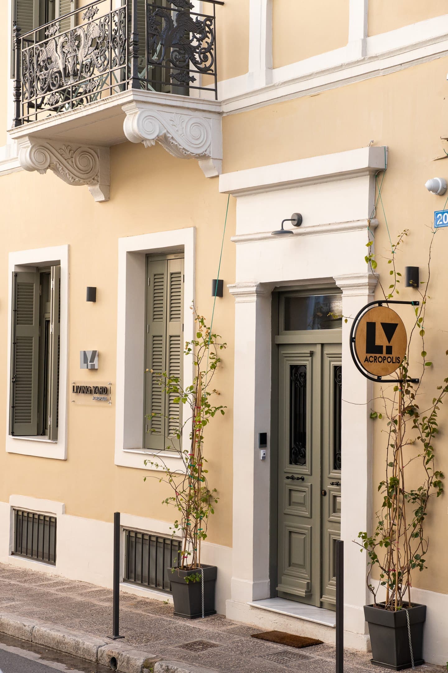 properties-LIVINGACR-0.jpg